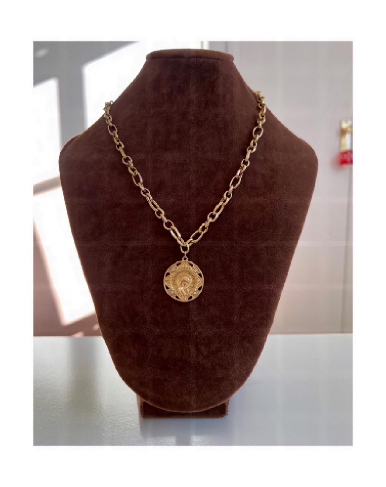 Collar con Medalla Virgen Niña calada con circonitas